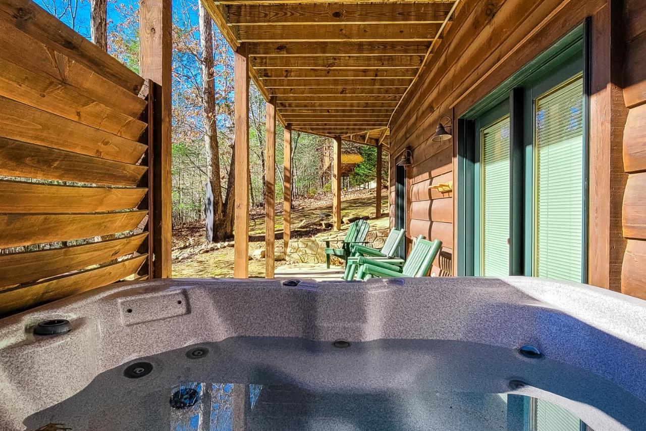 On Solid Ground Sevierville Exterior photo